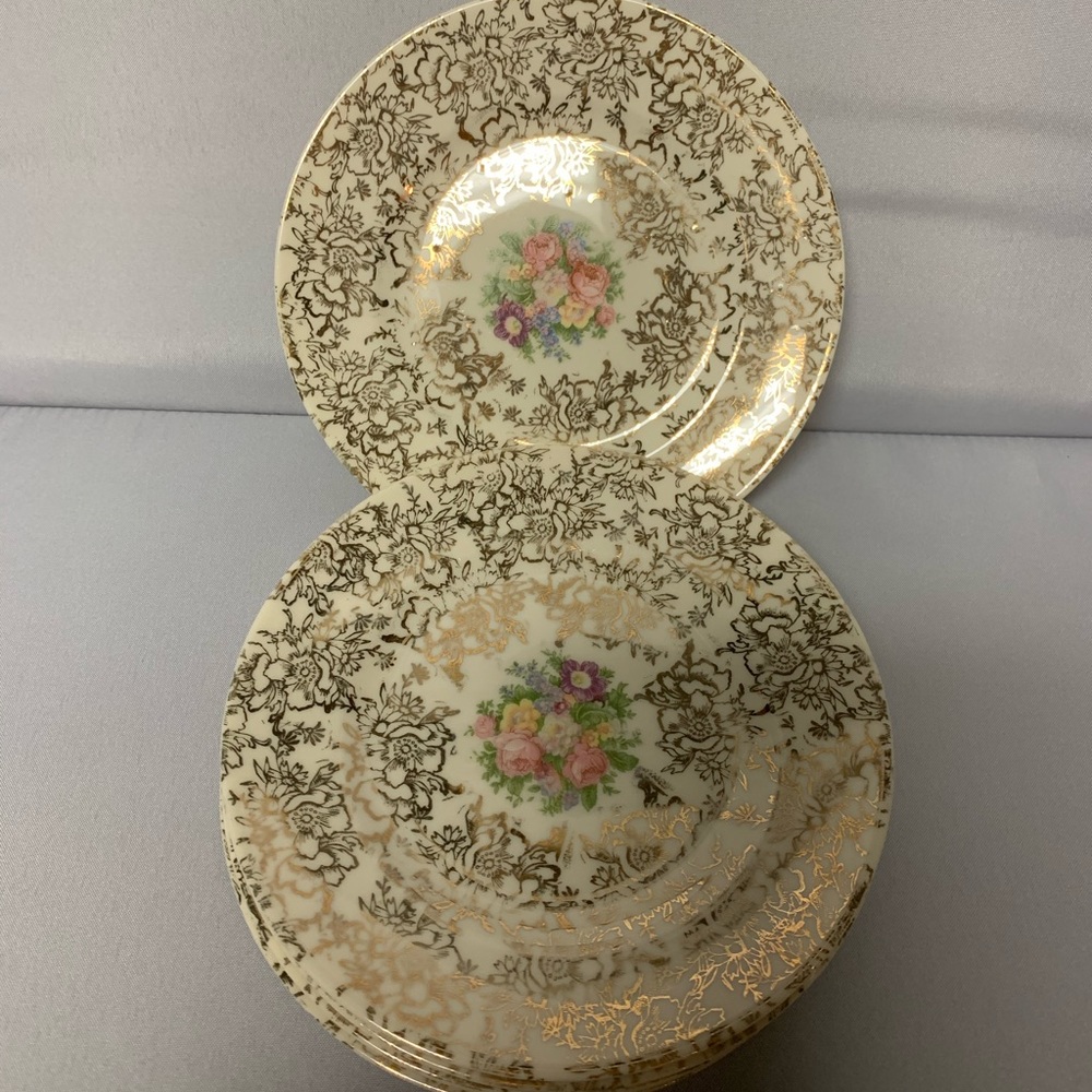 Five 6.5 inches desert plates 22k gold